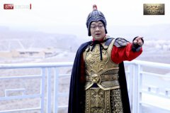 了不起的长城》探索嘉峪关传说 杨超越模仿葫芦娃