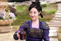 杨懿《长相守》 热播 与孤傲姚碧莹一见钟情