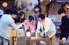 南瓜变孔雀 《巧手神探》R1SE周震南自曝尝过狗饼干