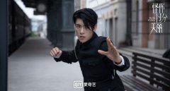 王子异新戏开播粉丝爬墙 《怪你过分美丽》上演戏中戏