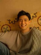 新锐唱作制作人James李铢衔加盟《披荆斩棘的哥哥》 凭实力与颜值回答“我是谁